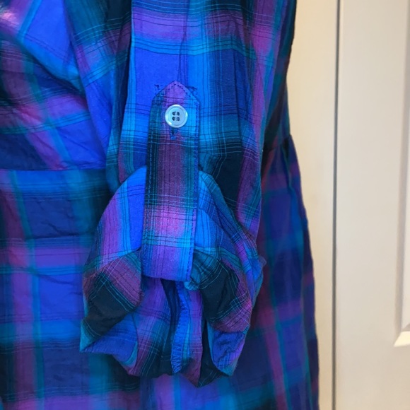 🎉HP🎉 NY&Co Plaid Button Down Shirt - Picture 5 of 6